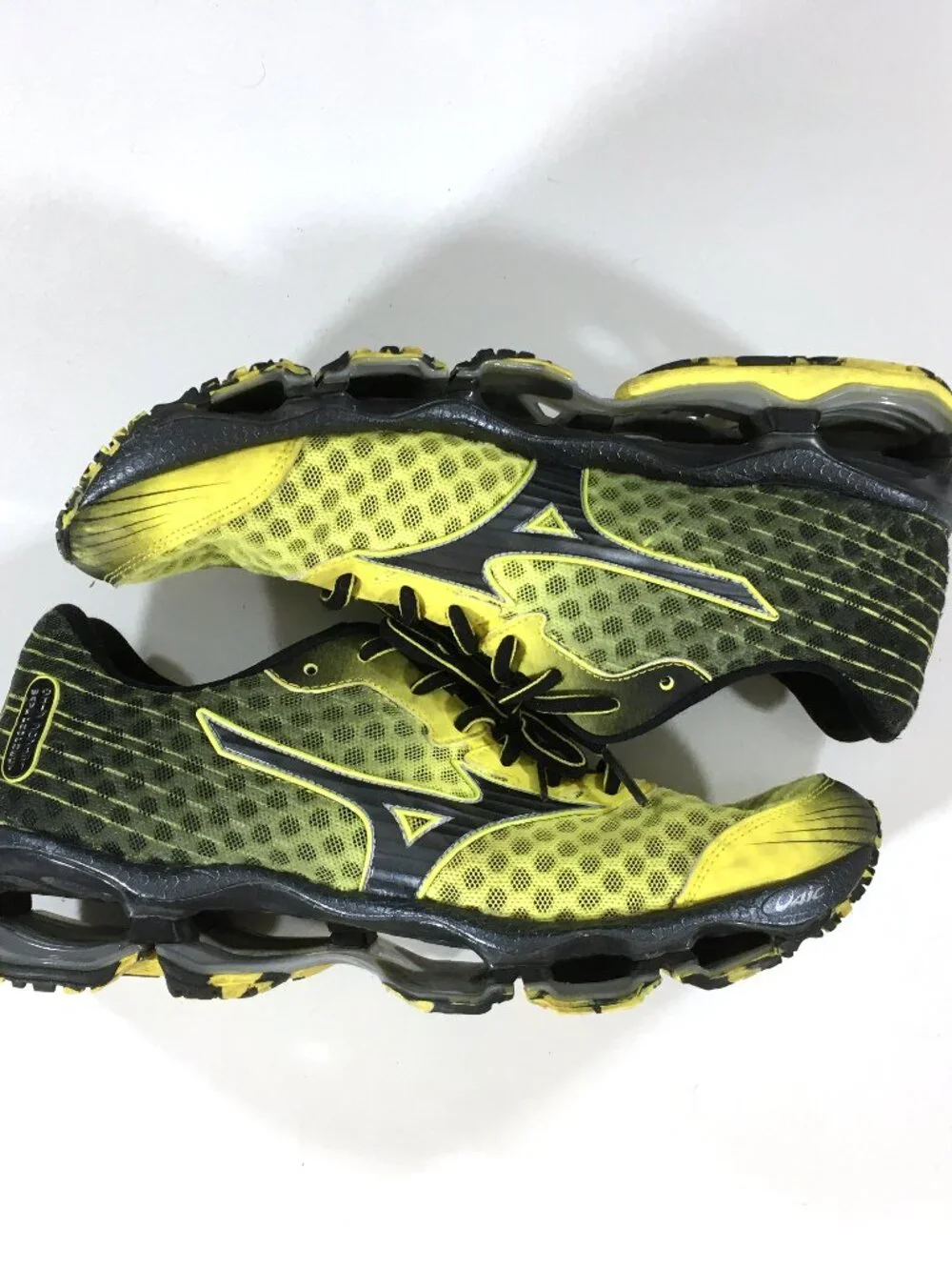 Mizuno Wave Prophecy 4 Running Shoes Mens Size 9 Black Yellow J1GC150012